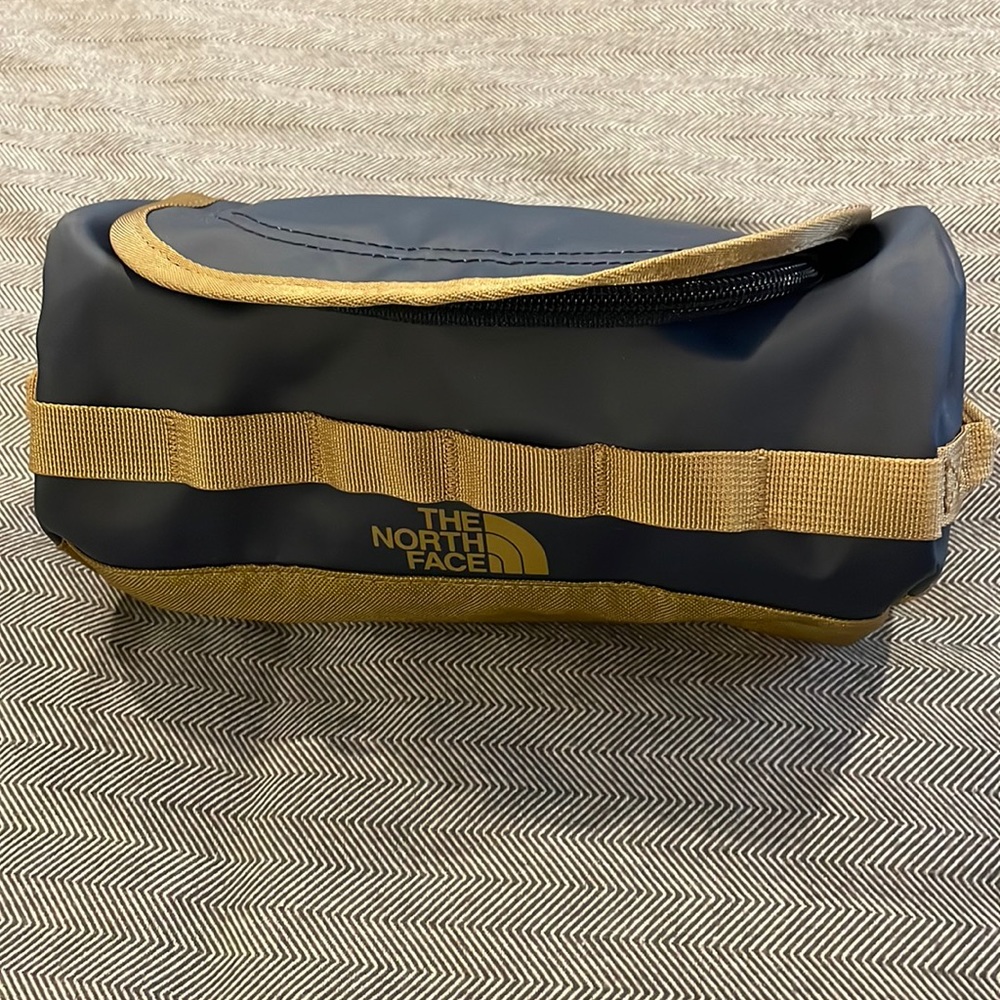 North Face Base Camp Travel Canister - Small